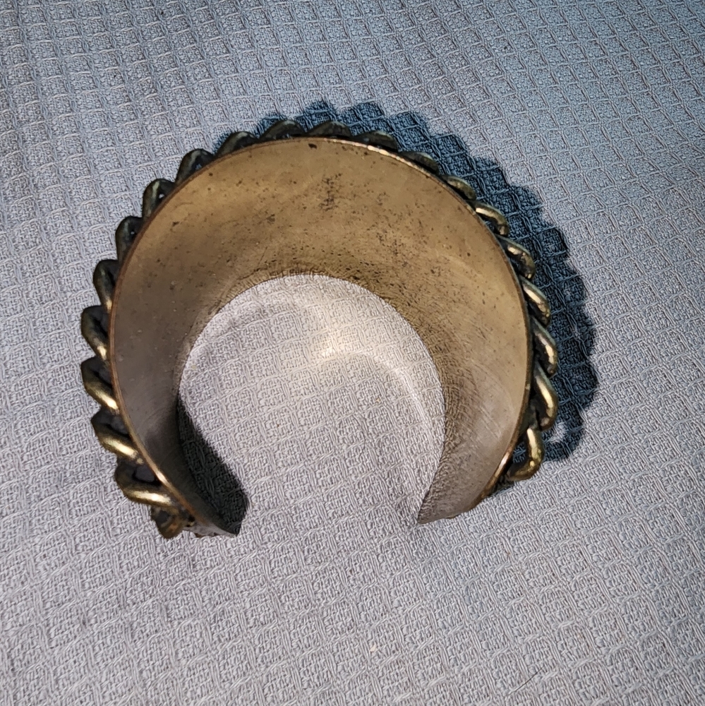 Bronze Cuff - Picture 2 of 5